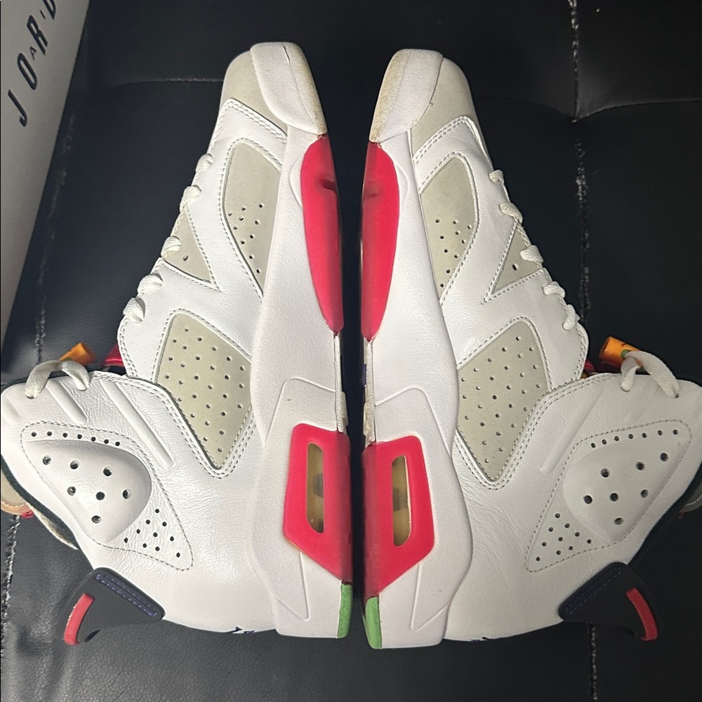 Jordan 6 - Picture 4 of 7